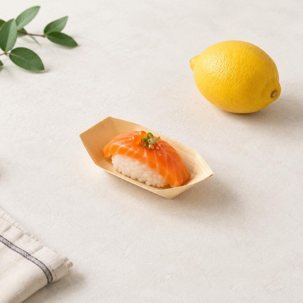 100Pcs Lightweight Appetizer Platters Mini Size Mini Trays Mini Sushi Boats Sashimi Appetizers