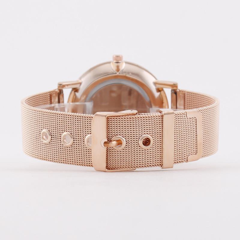 New Milan with mesh belt Arabic numerals women's watch women's watch quartz manufacturer has one piece in stock.