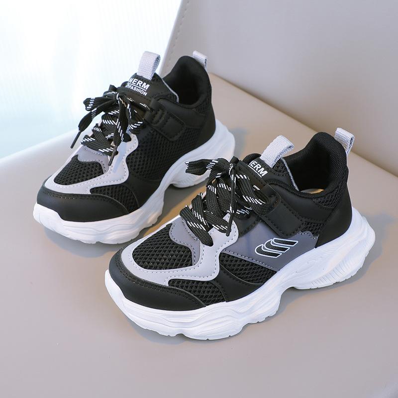 

New boys 2025 autumn sports shoes through the net breathable wear-resistant dad shoes girls non-slip soft-soled running shoes 26-31 yards FCL shot 48 pairs