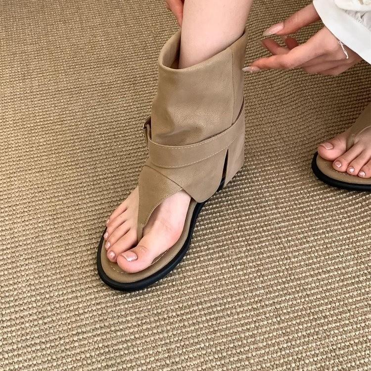 Retro Toe Sandals Women's Belt Buckle Fashion Shoes 2025 Summer New Trousers Temperament Not Tired Feet Roman Cool Boots