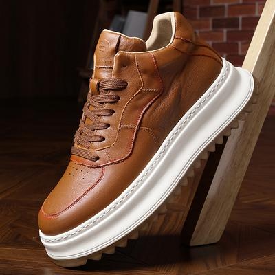Jesienne i zimowe skórzane buty Martin męskie retro ręcznie robione wysokie casualowe buty męskie brytyjskie wszechstronne platformowe modne sportowe buty na deskorolkę