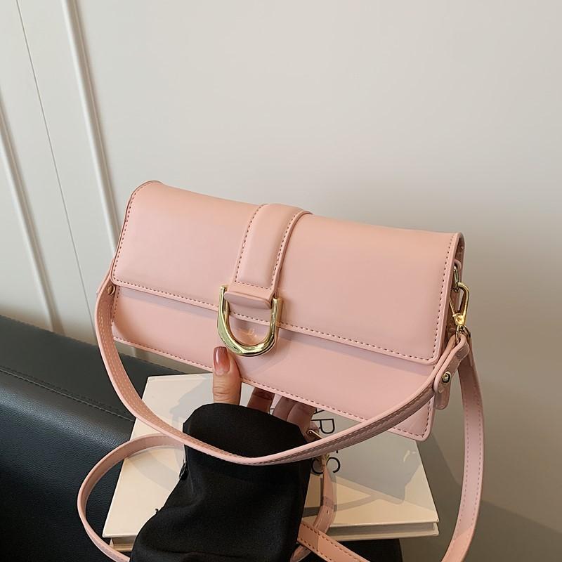 

Женская сумка 2025 новая мода сумка под мышкой сумка на плечо женская кроссбоди нишевый дизайн маленькая квадратная сумка розовый