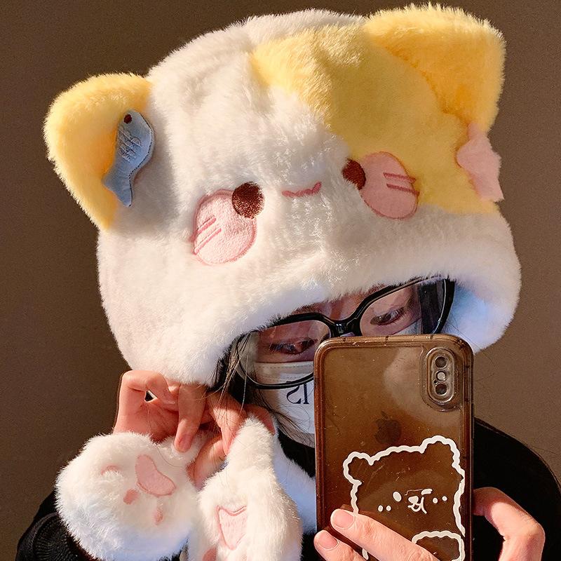 

Cute cat plush hat women s season warm and cold riding thickened student sweet headhat Lei Feng hat One size fits all