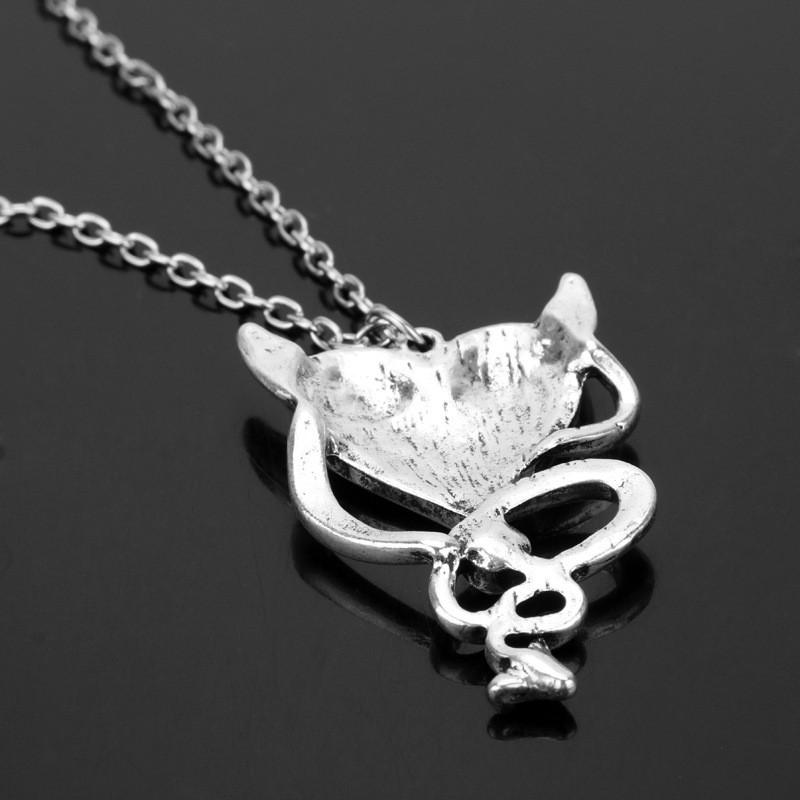 Gothic Heart Pendant Necklace With Snake Chain Alloy Accessory For Men And Women