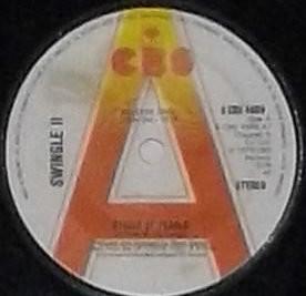 7inch Record SWINGLE II - String Of Pearls / Lovin' You  SCBS4669PROMO CBS 1976 UK Jazz Used
