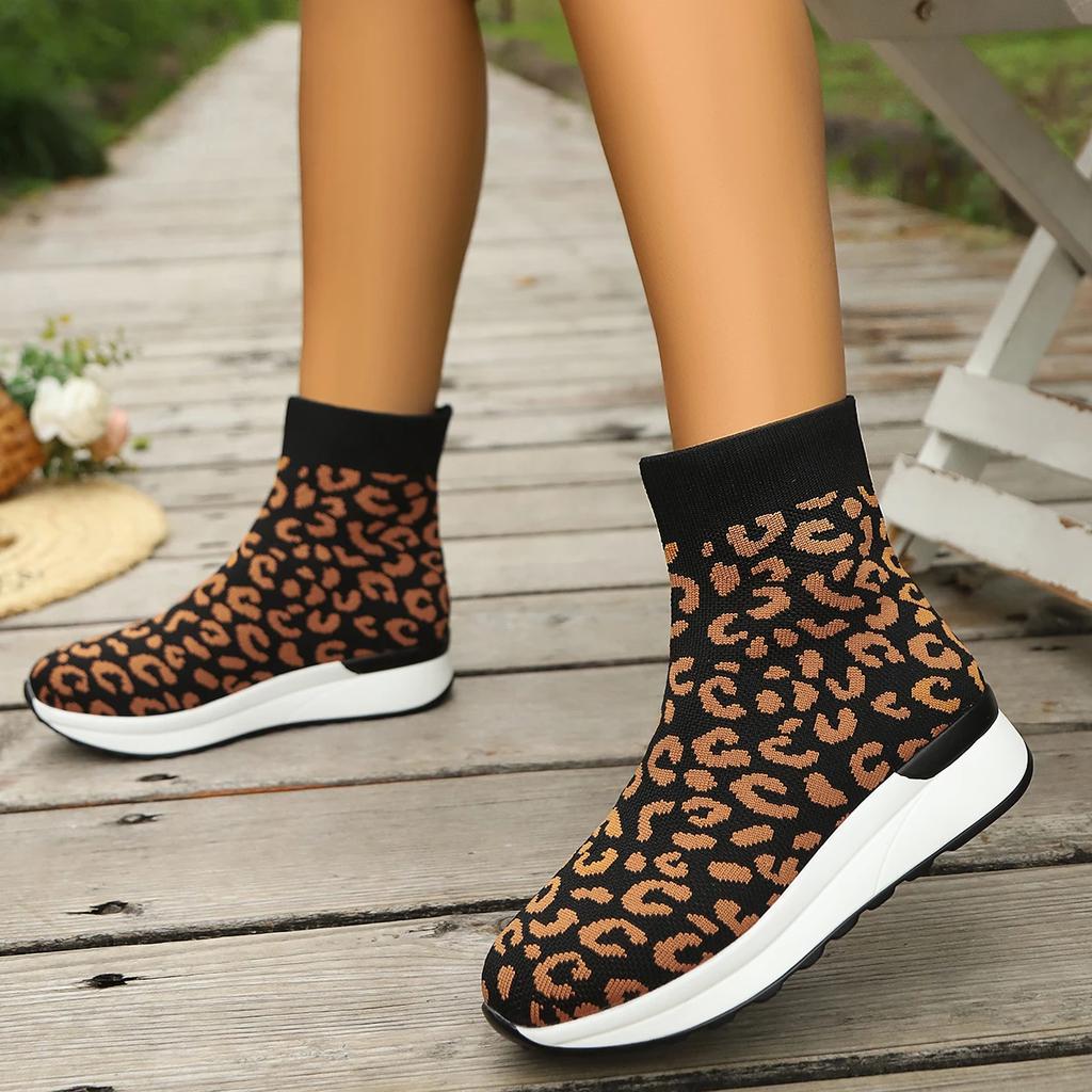Fashion 2025 Women Knitted Ankle Boots New Autumn Round Head Elastic Fashion Sock Boot Women Platform Comfortable Luxury Shoes for Women