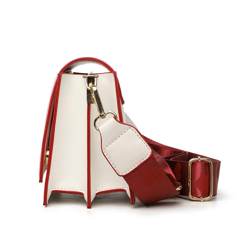 Women Sweet Cute Crossbody Bags Heart Hollow Out Shoulder Bag Students All-match Flap Wide Straps Summer Handbags  Purse