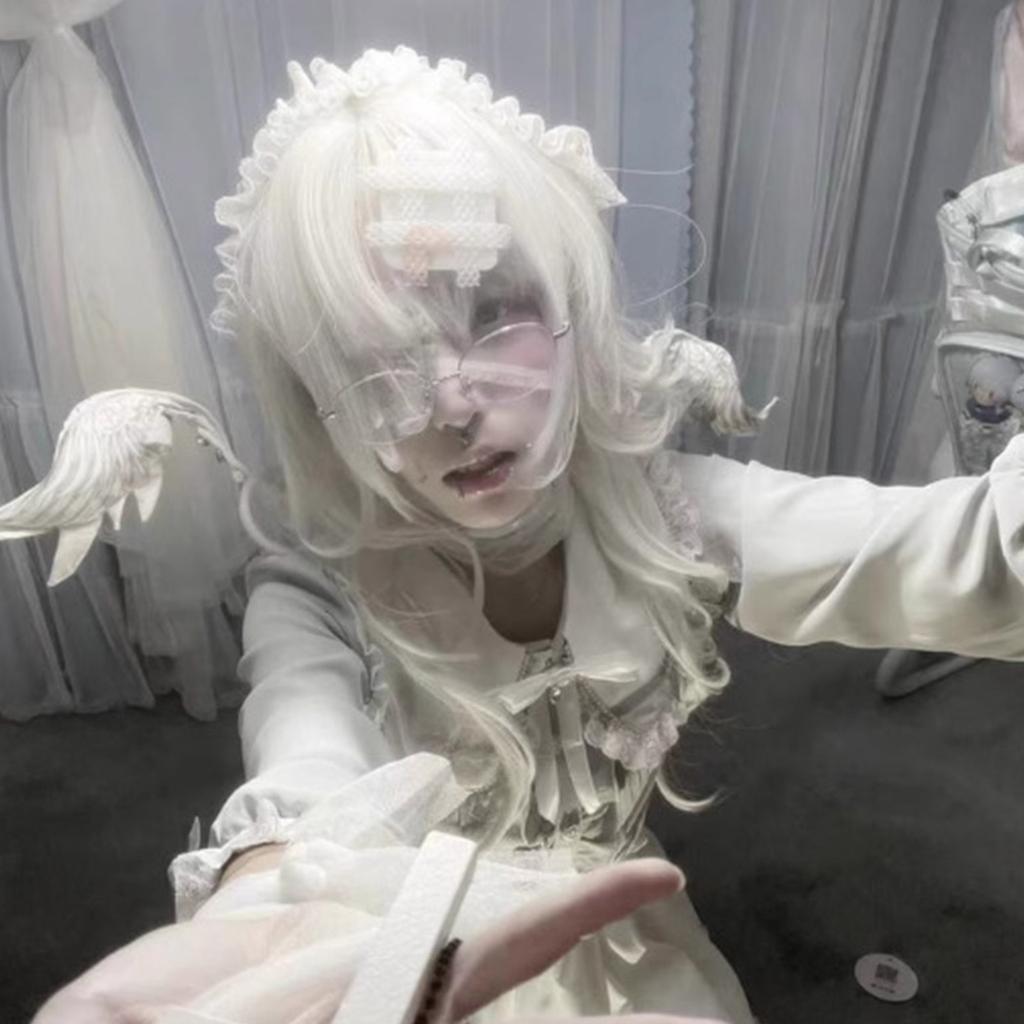 Stylish Angel and Devil Wing Choker Necklace Symbolizing Double Personality For Fashionable Individuals Casual Wear