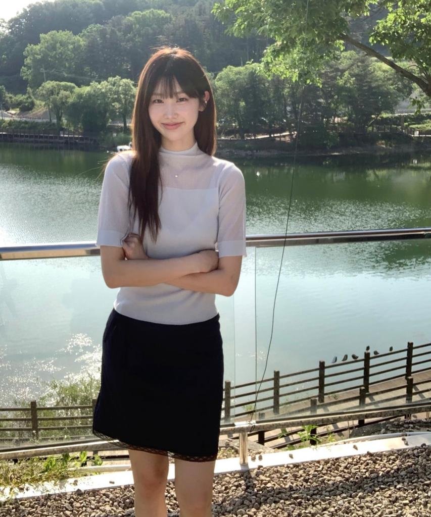 Awi Dot Lace Mini Skirt_Navy