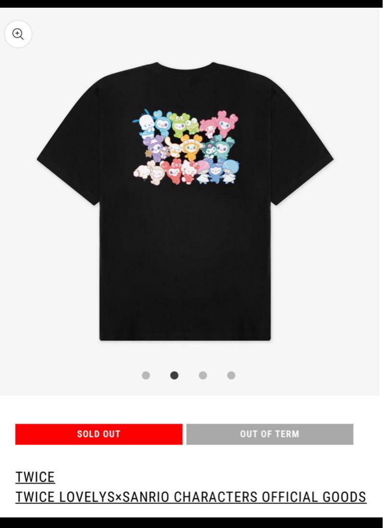

[USED] TWICE LOVELY x Sanrio Characters T-shirt, size M