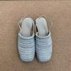 Moda Verão 2025 Novas Sandálias Femininas com Salto Bloco, Boca Rasa, Palha, Bico Fechado, Costas Vazadas, Sandálias de Uma Tira, Sapatos de Salto Baixo