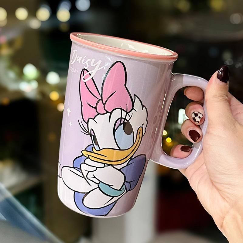 

Милые мультяшные кружки-мишки, креативные керамические чашки и очаровательные чашки для друзей в качестве фестивальных подарков и сувениров 550ml