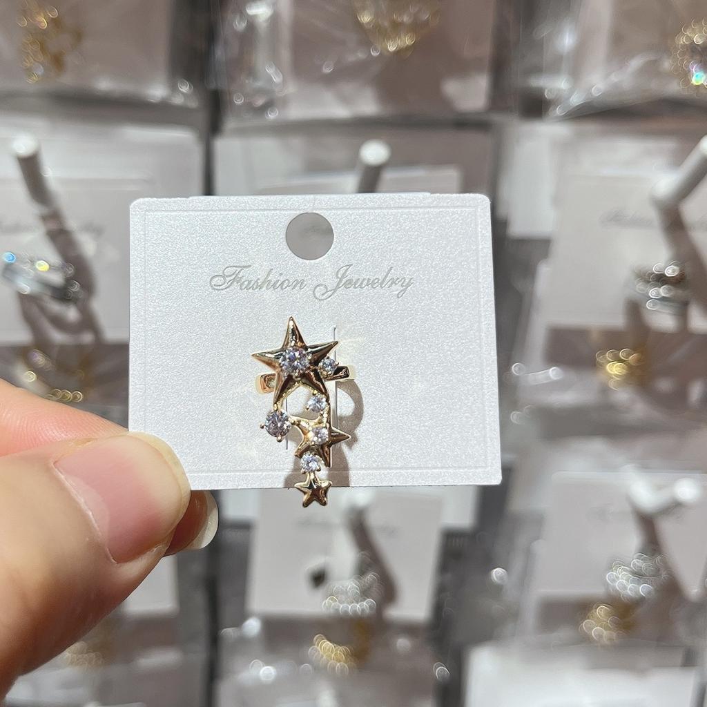 Sweet and Cool Style, Niche Design, Personalized Star Without Ear Holes, Ear Bone Clip, Light Luxury Five Pointed Star Ear Clip Earrings