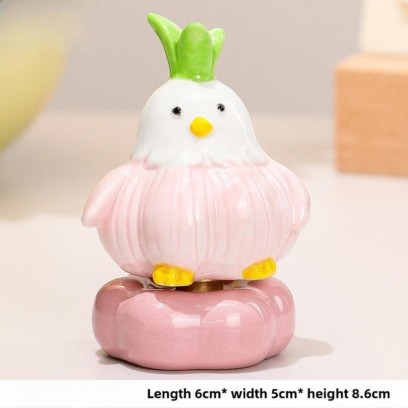 

1pcs Creative Ceramic Ornament Garlic Bird Cartoon Cute Pet Office Desktop Decoration Gift for Friends