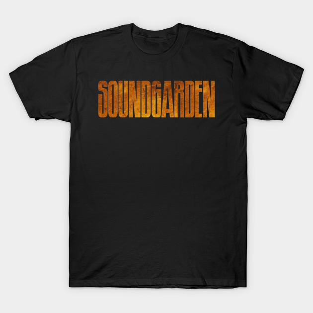 Men Black Print T-shirt Soundgarden // Vintage Distressed No-Cut Heat Transfer Print Cotton Tshirt