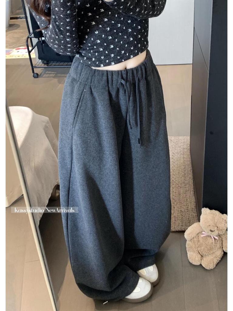 Women's Winter Casual Wide-Leg Drawstring Pants – Fashionable, Lazy Style, Tapered, Floor-Length, Thickened, and Versatile Straight Leg Design.