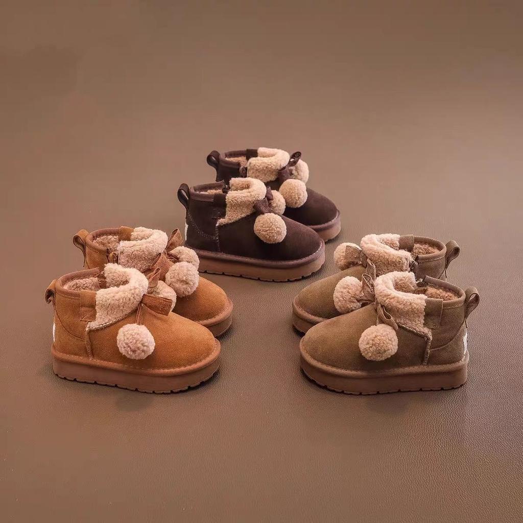 Girls snow boots winter 2025 new children's snow shoes bread shoes piled thickened cotton shoes warm short boots