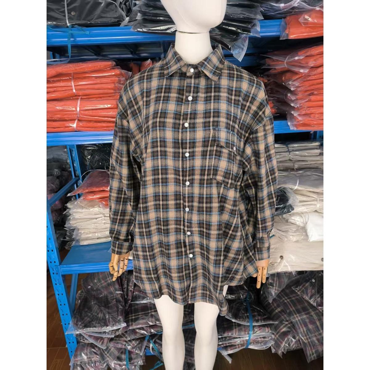 

Универсальная рубашка свободного кроя с воротником в стиле ретро, осенняя клетчатая женская рубашка с длинным рукавом и карманом S шоколадный коричневый