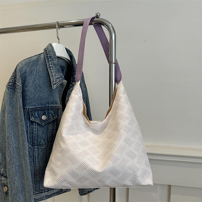 

Нишевая сумка женская 2025 новая модная универсальная сумка через плечо большой вместимости с высоким чувством мессенджер сумка для поездок подмышечная сумка фиолетовый