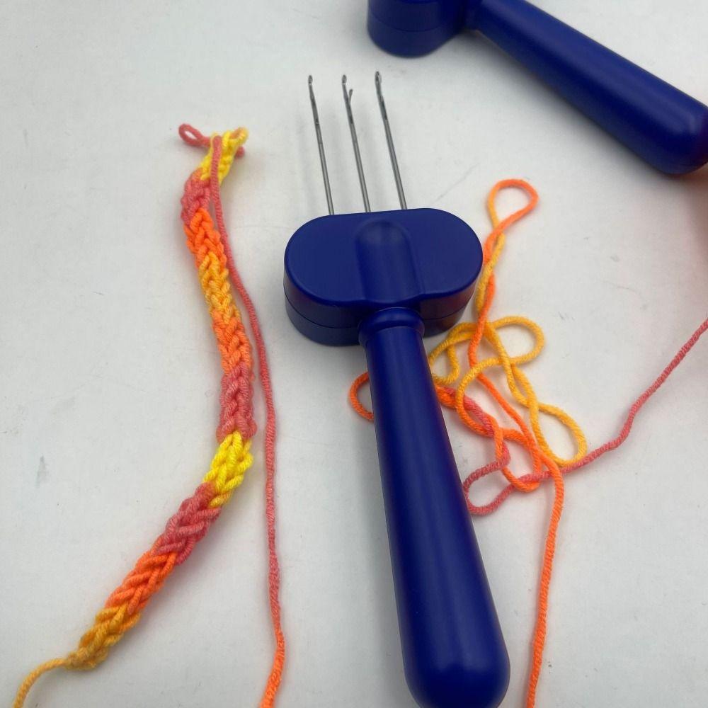 3/4 Latch Hook Yarn Crochet Hook Knitting Tool Plastic Crochet Hooks  DIY Tassel Making