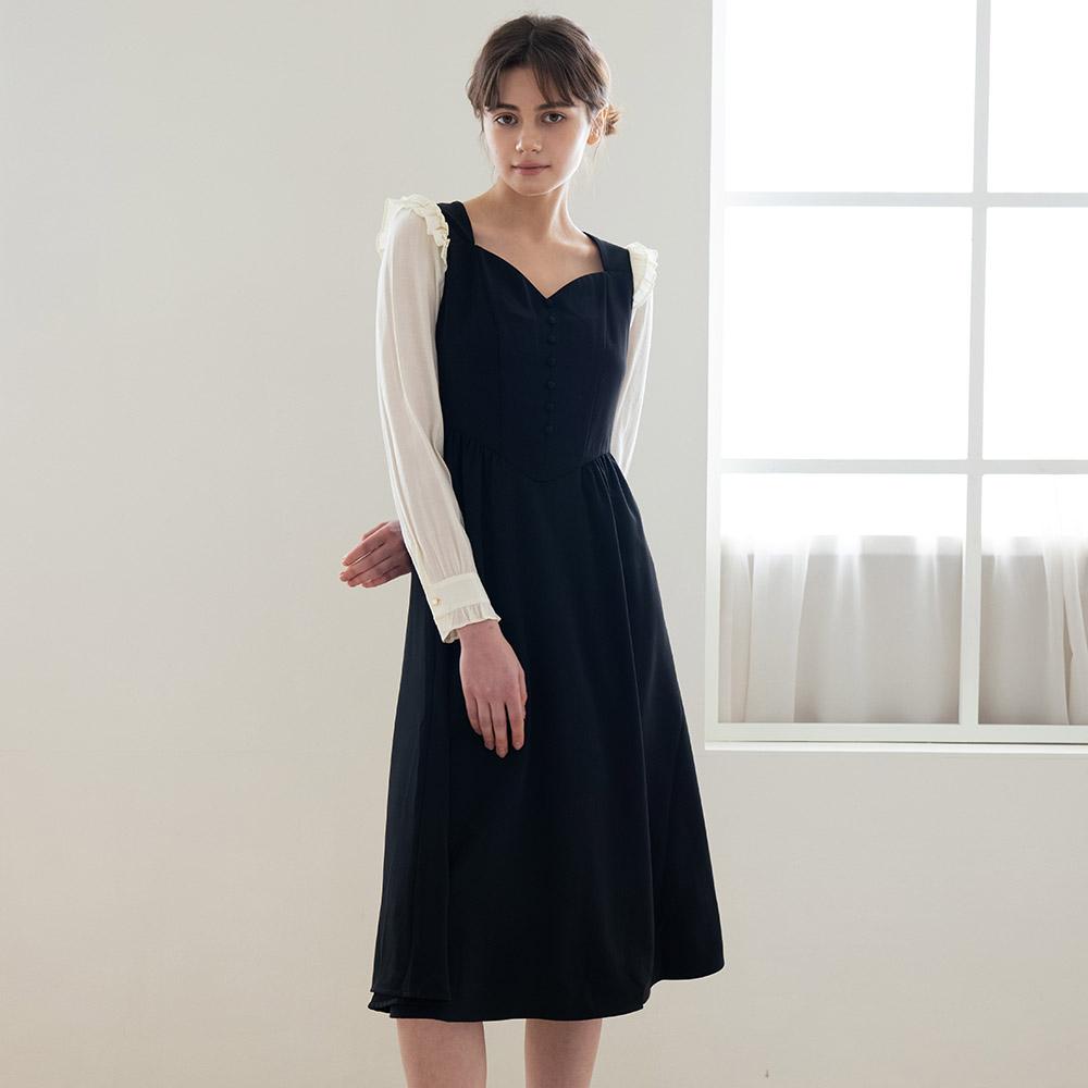 Wednesday Delight Wed_Peach Collar Dress_Black