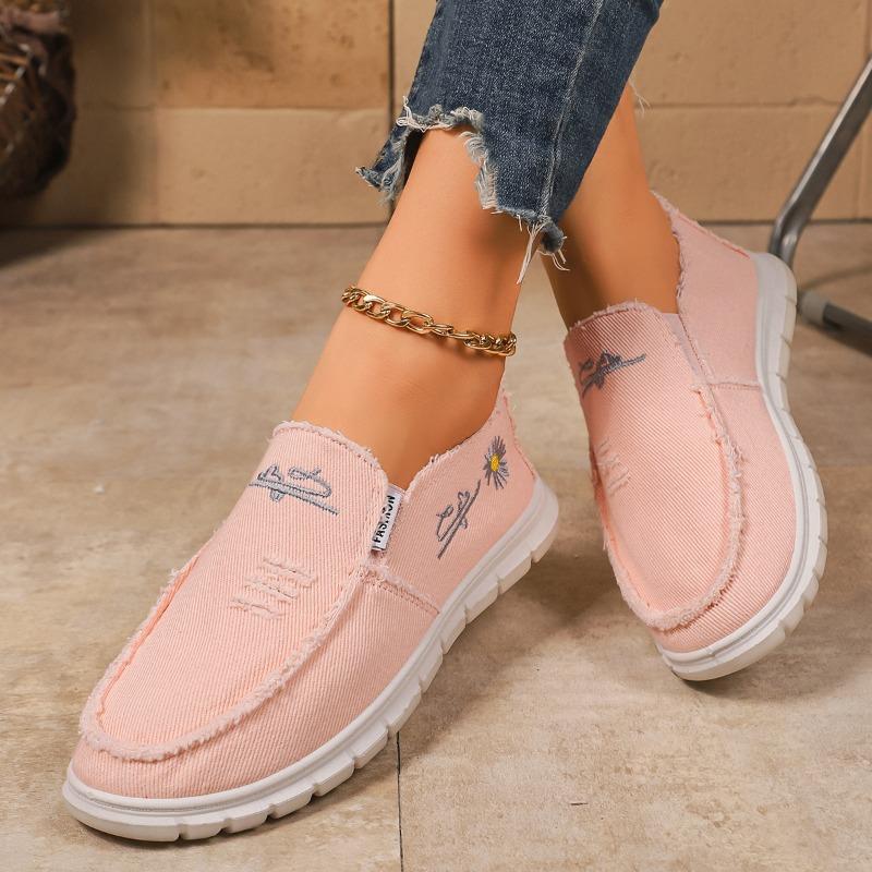 Fashion Plus Size Single Shoes Autumn New Round Toe Deep Mouth Cloth Embroidered Soft Sole Non-slip Flats