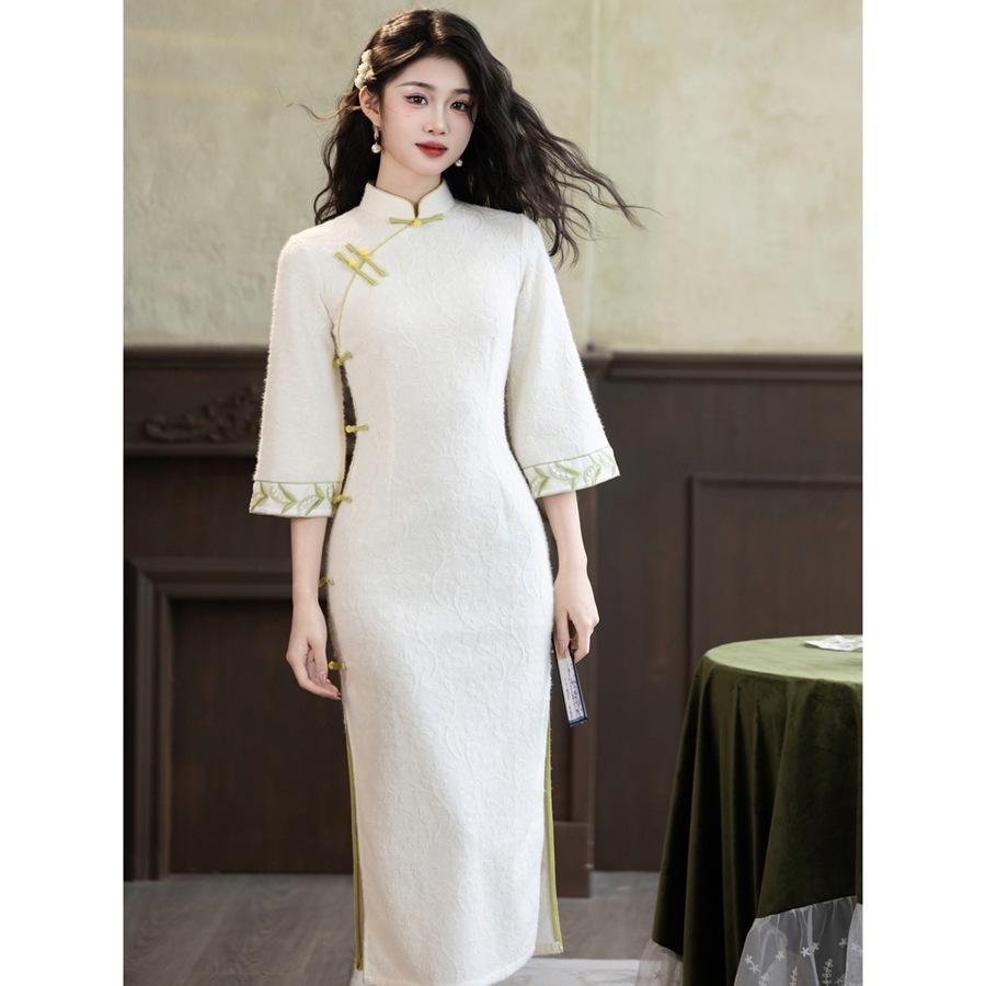 Retro New Chinese Style Temperament Cheongsam Young, Autumn and Winter New High-end Cheongsam Improved Dress 8177