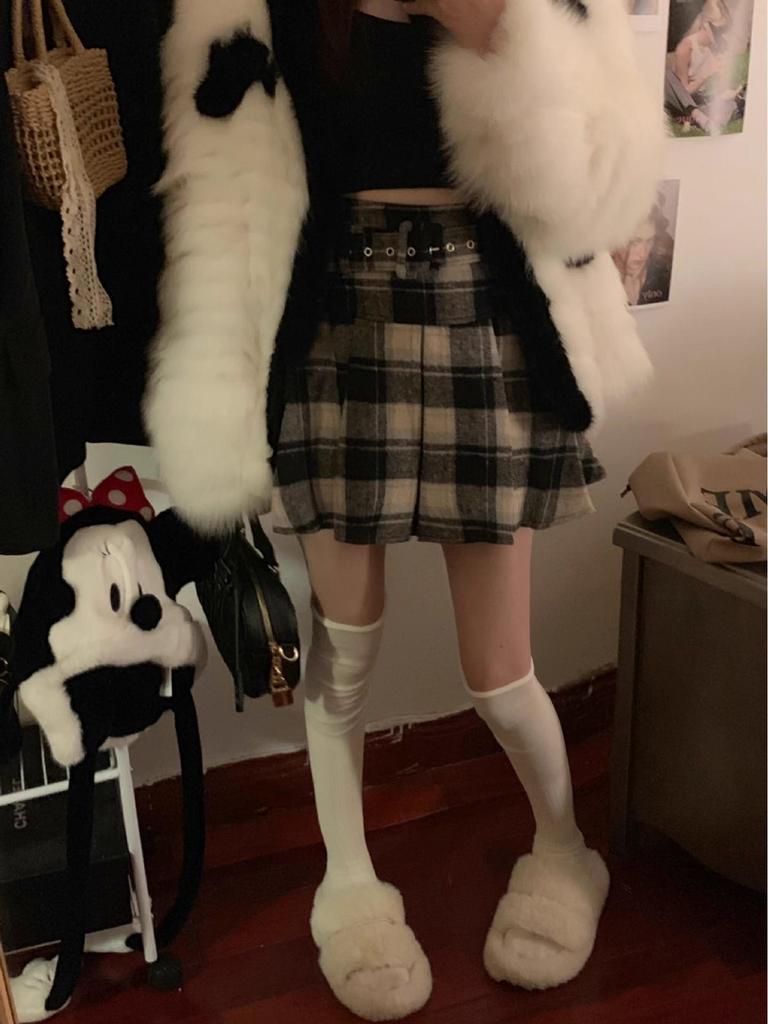 Autumn 2025 Women's High Waist Plaid Wool A-line Skirt with Belt
