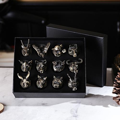 

Двенадцать зодиакальных бокалов для ликера, набор домашних маленьких бокалов для вина, фляжки, китайская имитация, европейская посуда для напитков, изысканный подарок