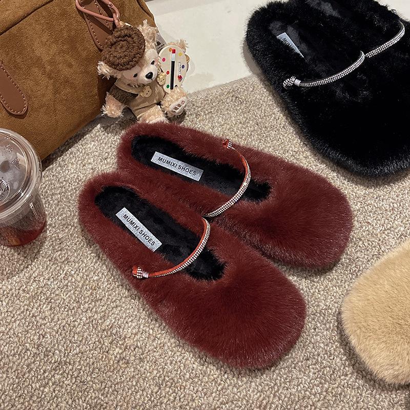 2025 autumn and winter Korean version cotton shoes plush shoes warm plush shoes soft-soled versatile slippers