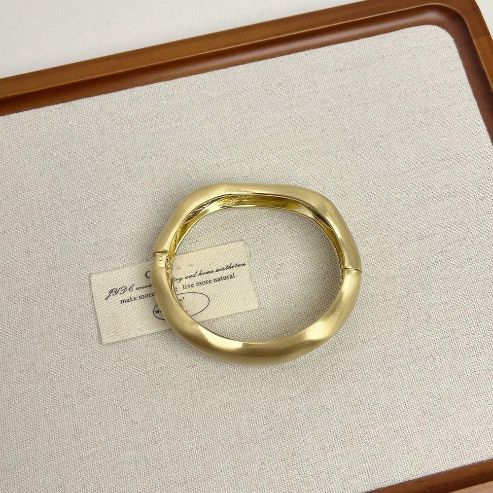 Weave Exaggerated Bracelet Irregular Women Bangle Fashion Simple Geometry Bracelet Daily