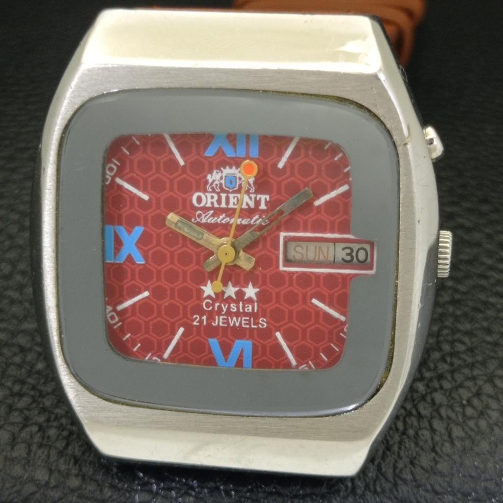 VINTAGE ORIENT CRYSTAL AUTOMATIC 46941 JAPAN MENS RED COLOR DIAL WATCH a700343-5 R202-a700343