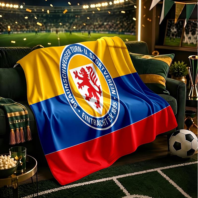 Braunschweig Fc Crest Design Throws Blanket Flannel Blankets Plush for Couch Bed Gifts for Men Women Travel Picnic Blanket Christmas Fan Gifts