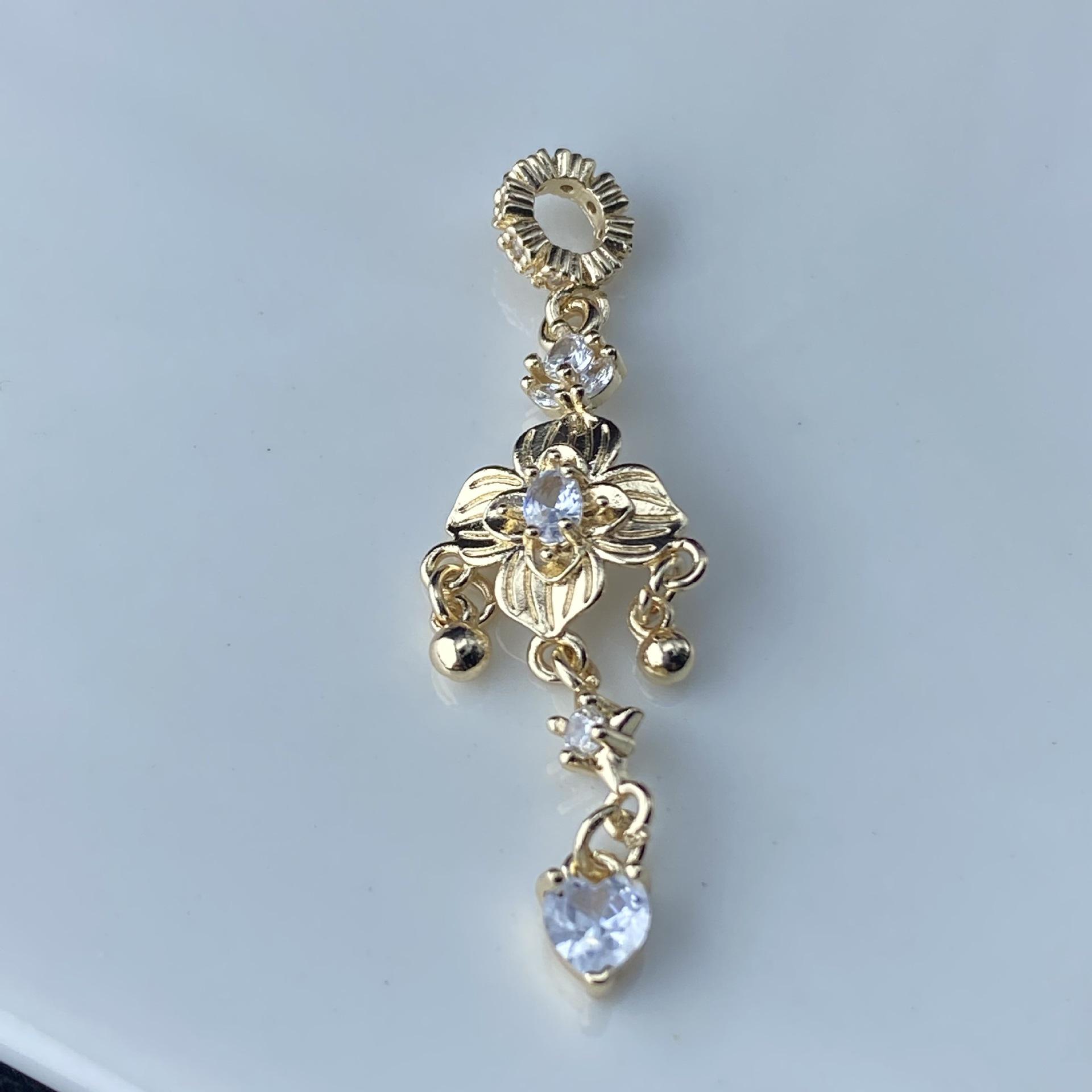 Full Diamond Four-Leaf Clover Tassel Pendant with Star Chain and Crystal Beads