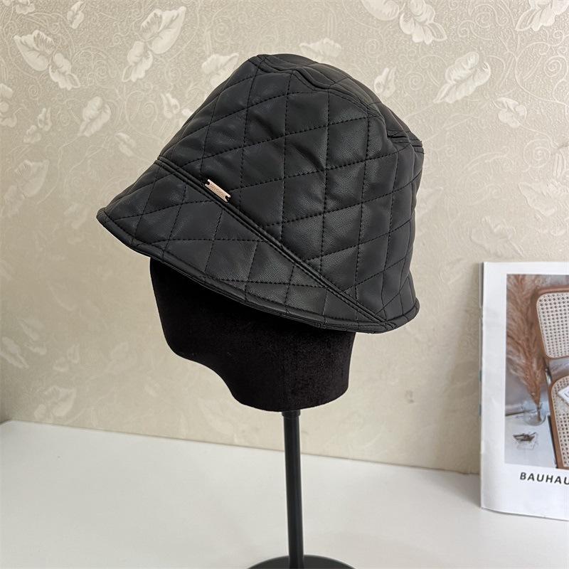 

Ромбовидная шляпа-ведро из ПУ кожи с длинным передом и коротким задом, женская, осенне-зимняя, литературная, для отдыха, элегантная, теплая, универсальная шляпа-панама M（56-58cm） чёрный