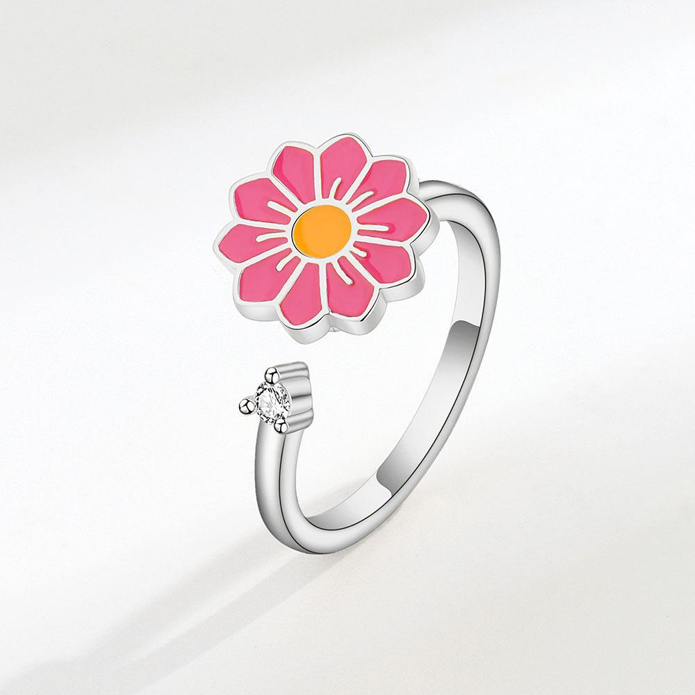 Shining Luminous Creative Rose Rotating Ring Female Delicate and Elegant Gift for Good Friends Fine Workmanship Jewellery Current Fashion Trends