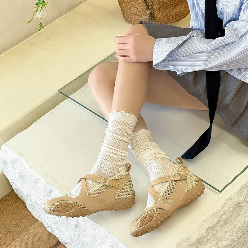 

Cowhide version retro sports ballet shoes women s fashion casual inner increase 5.5cm high Mary Jane shoes single shoes 39