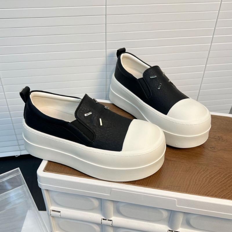 Thick-soled one-pedal muffin shoes women's new doll head versatile casual shoes single shoes