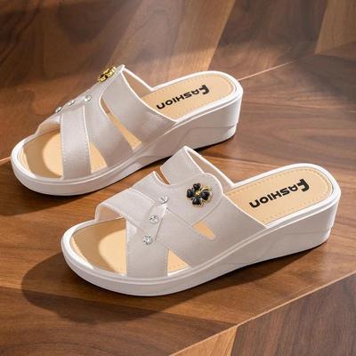 Sapatos Femininos Chinelos de Verão Mulheres Usam Fora Sola Grossa Salto Cunha Moda Chinelos Fundo Macio Sapatos Mãe Zapatos De Mujer