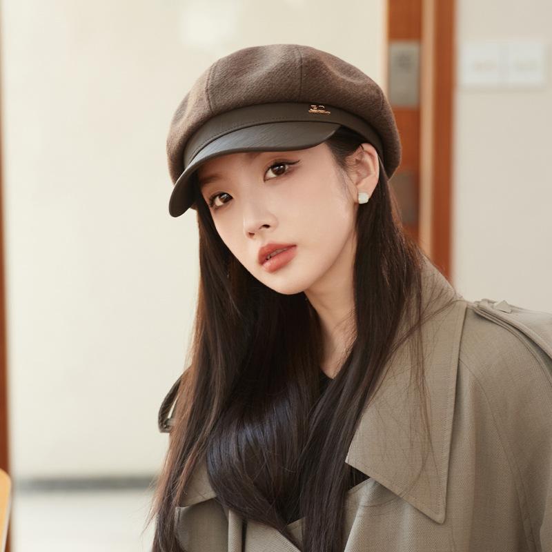 Autumn and Winter British Retro Leather Octagonal Hat Casual and Fashionable Versatile Face Showing Small Duck Tongue Beret