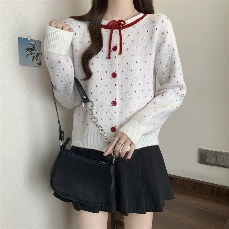 Designer Color Block Round Neck Heart Jacquard Knit Cardigan Spring Loose Long Sleeve Top Sweater Small Coat