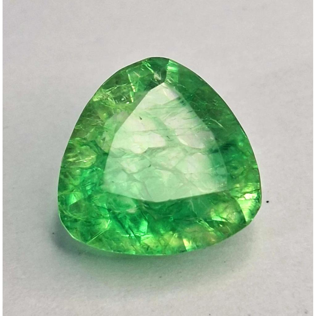 Green Emerald Colombian Natural 6-8 Ct Trillion Cut Fabulous Loose Gemstone