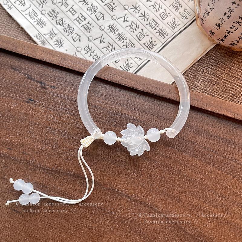 

Новые китайские браслеты с длинными кисточками в стиле Среднего Древнего Китая с улучшенным ощущением лотоса 1 pcs белый