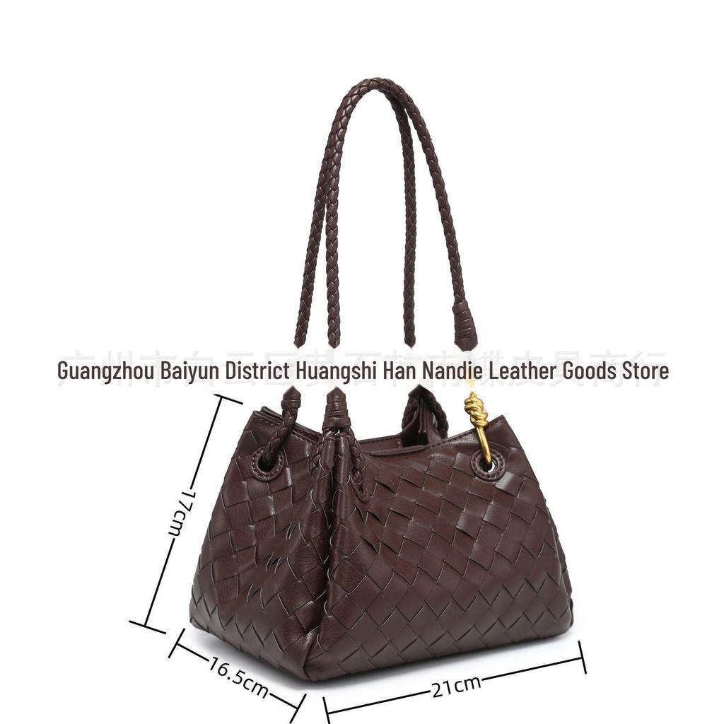 2024 High-Quality Textured Woven Bucket Bag with Knotted Hardware