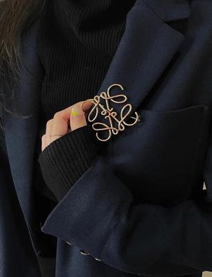 Brooch High-end Silk Scarf Buckle Pin Accessories Corsage Light Luxury Clothing Accessories