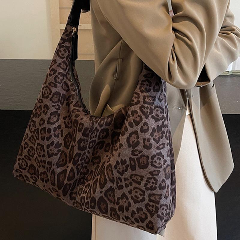 Retro Fashion High-value Leopard Print Tote Bag for Women 2025 New Korean Version of Casual Commuting Large-capacity Shoulder Bag for Women