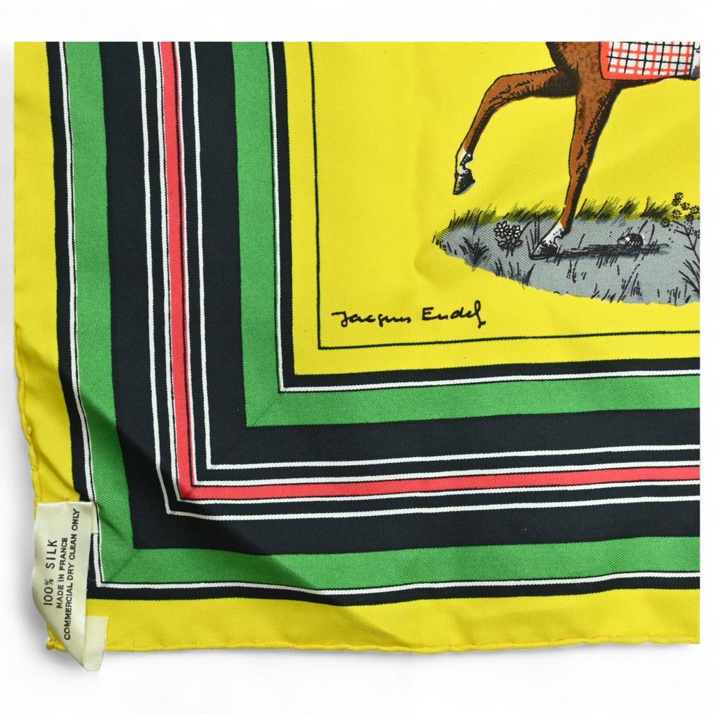 Auth HERMES Carre 90 Scarf Couvertures Et Tenues De Jour Silk He5517rr Used