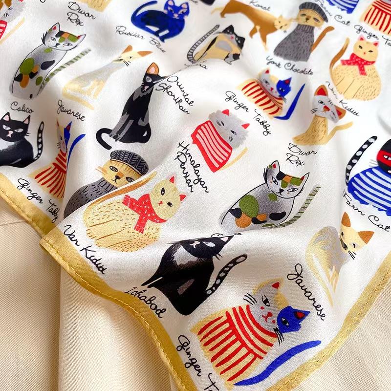 100% Mulberry Silk Scarf Cute Cat Print Lightweight Square Scarf for Women Fashion Neck Scarf Hair Fall Women's Scarves