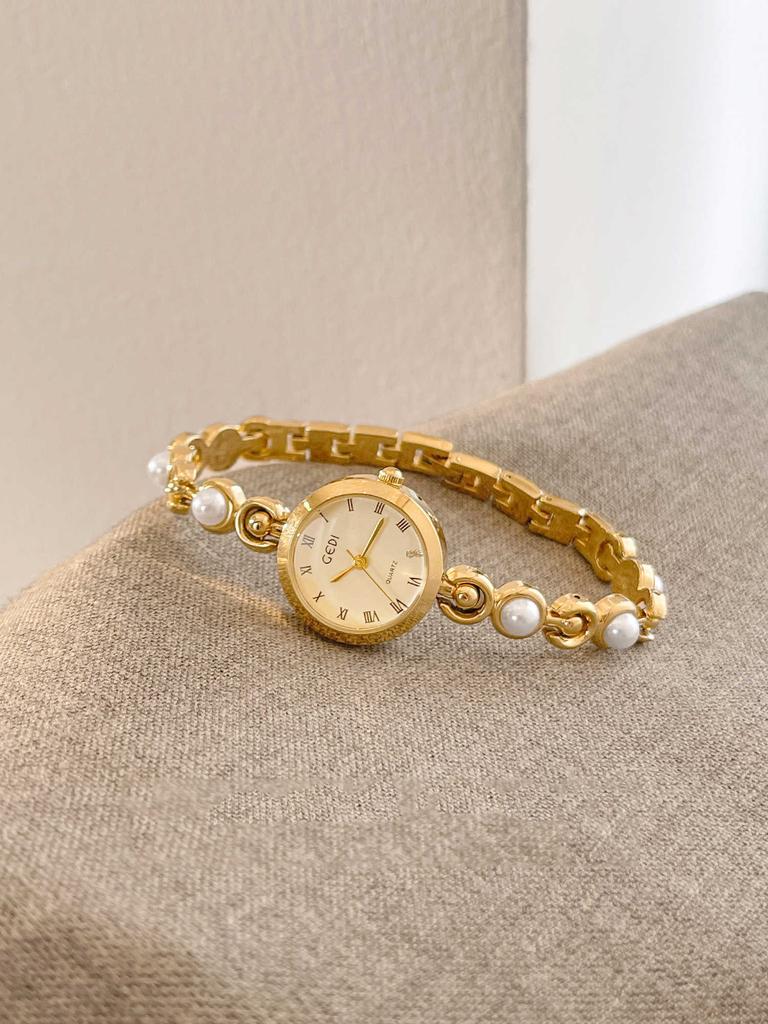 GEDI Elegant Luxury Woman Watch Fashion Pearl Bracelet Small Dial Quartz Women's Wristwatch For Daily Wear Holiday Gift