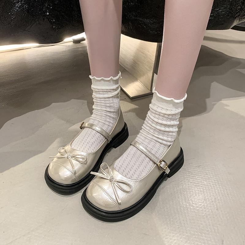 Fashion Women's Flat Soft Soled Shoes Women Ballet Flats Square Toe Shoes Spring New Casual Round Toe Thick Heels Red Leather Shoe